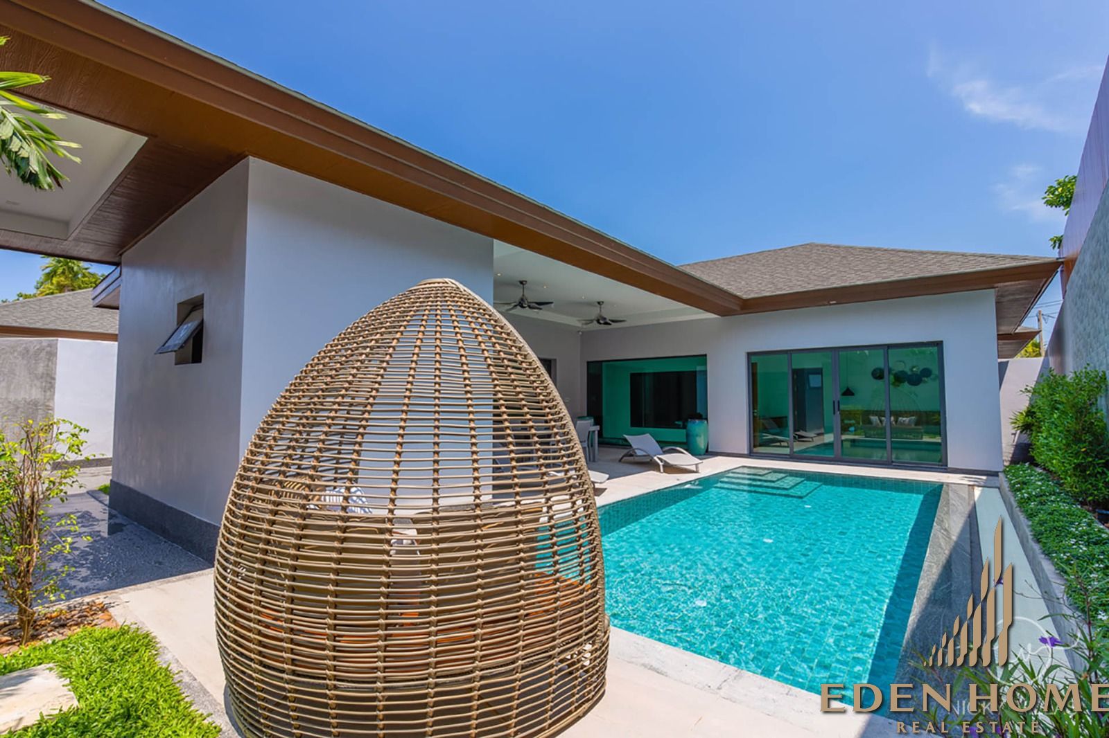 Stunning villa for Rent in Pasak
