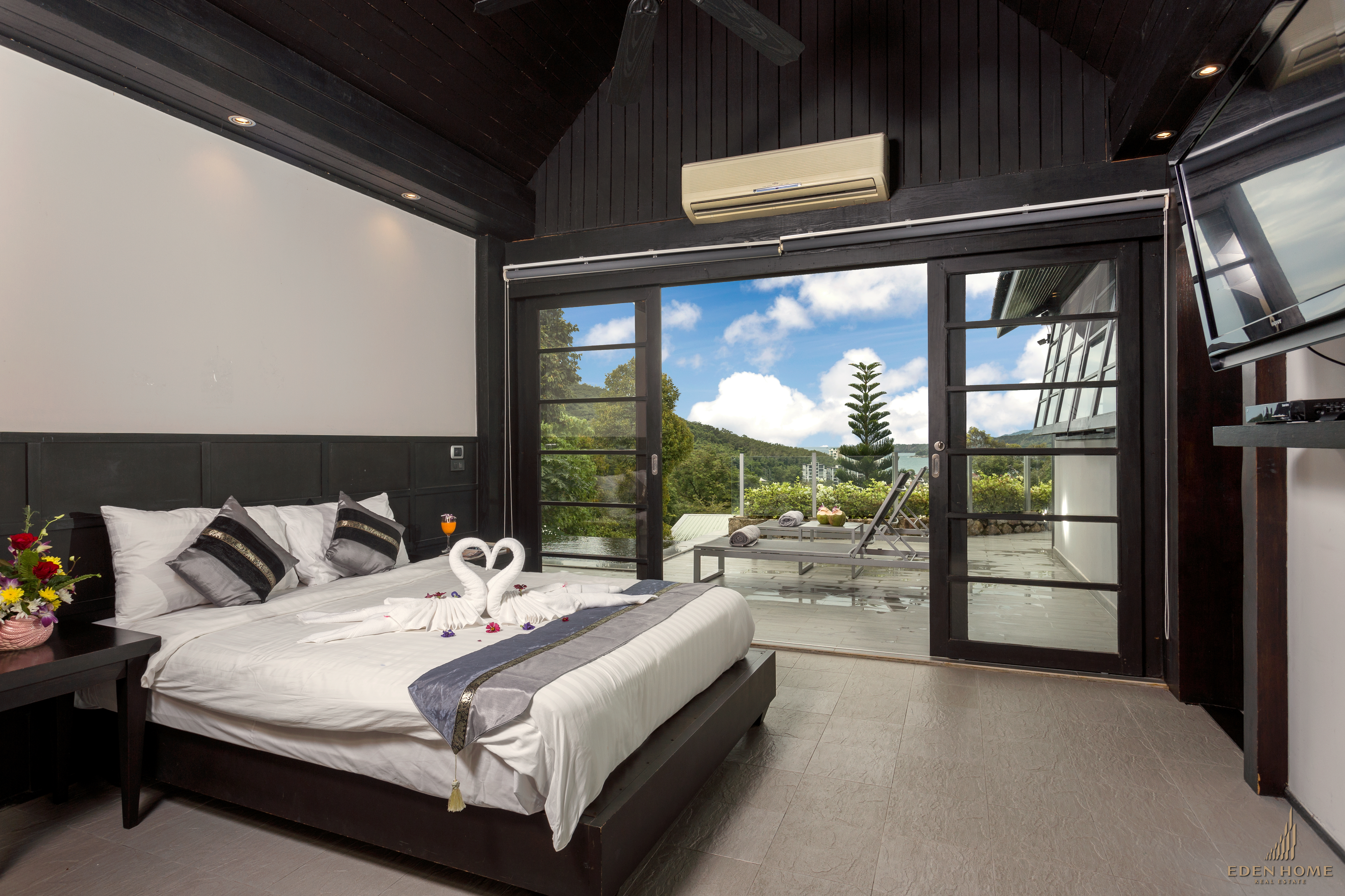 Zen Style Pool Villa for Sale!!