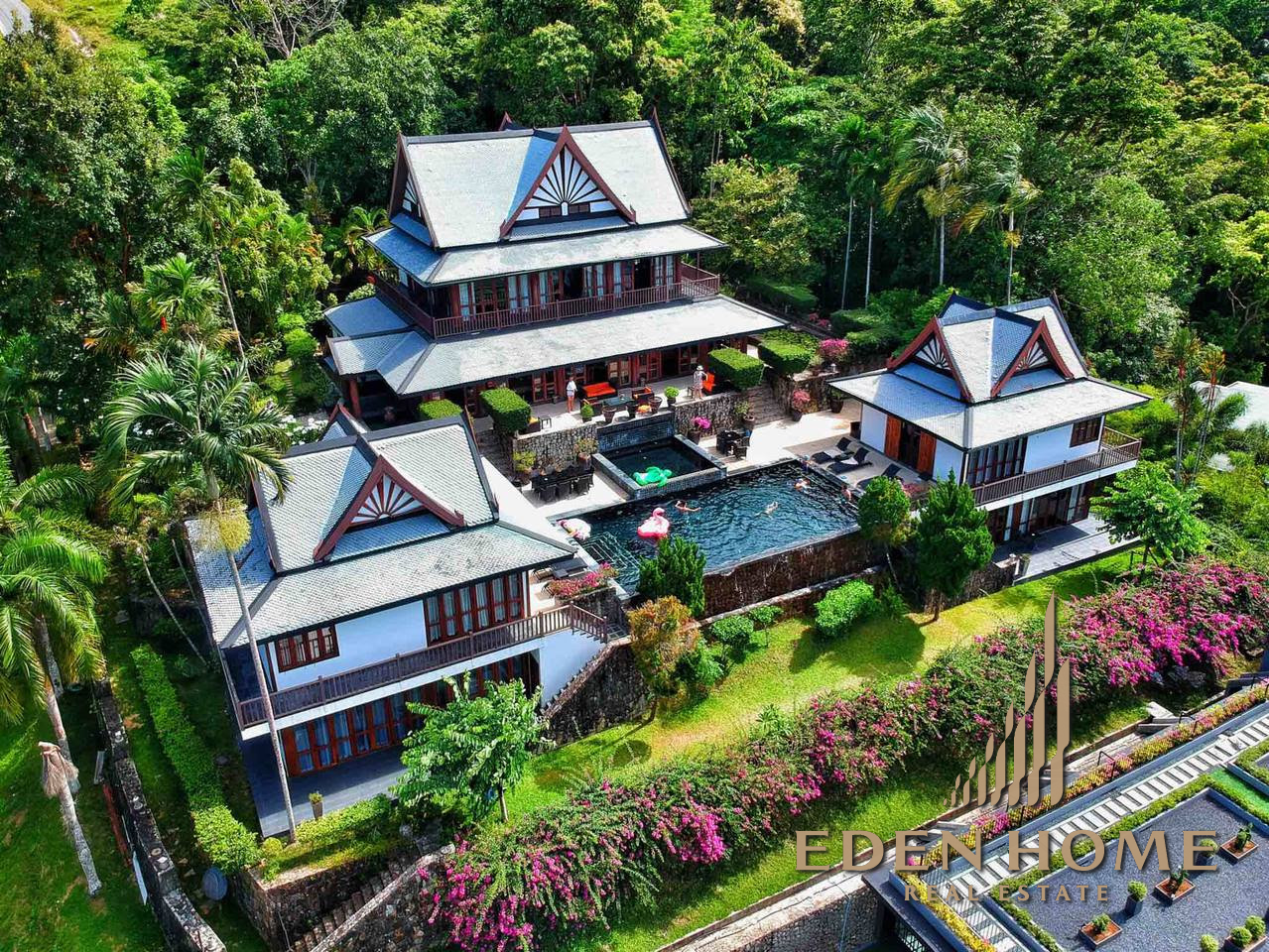 Sale!! Amazing Thai-Style Villa  