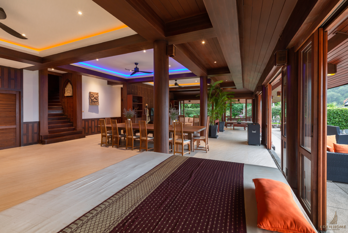 Sale!! Amazing Thai-Style Villa  