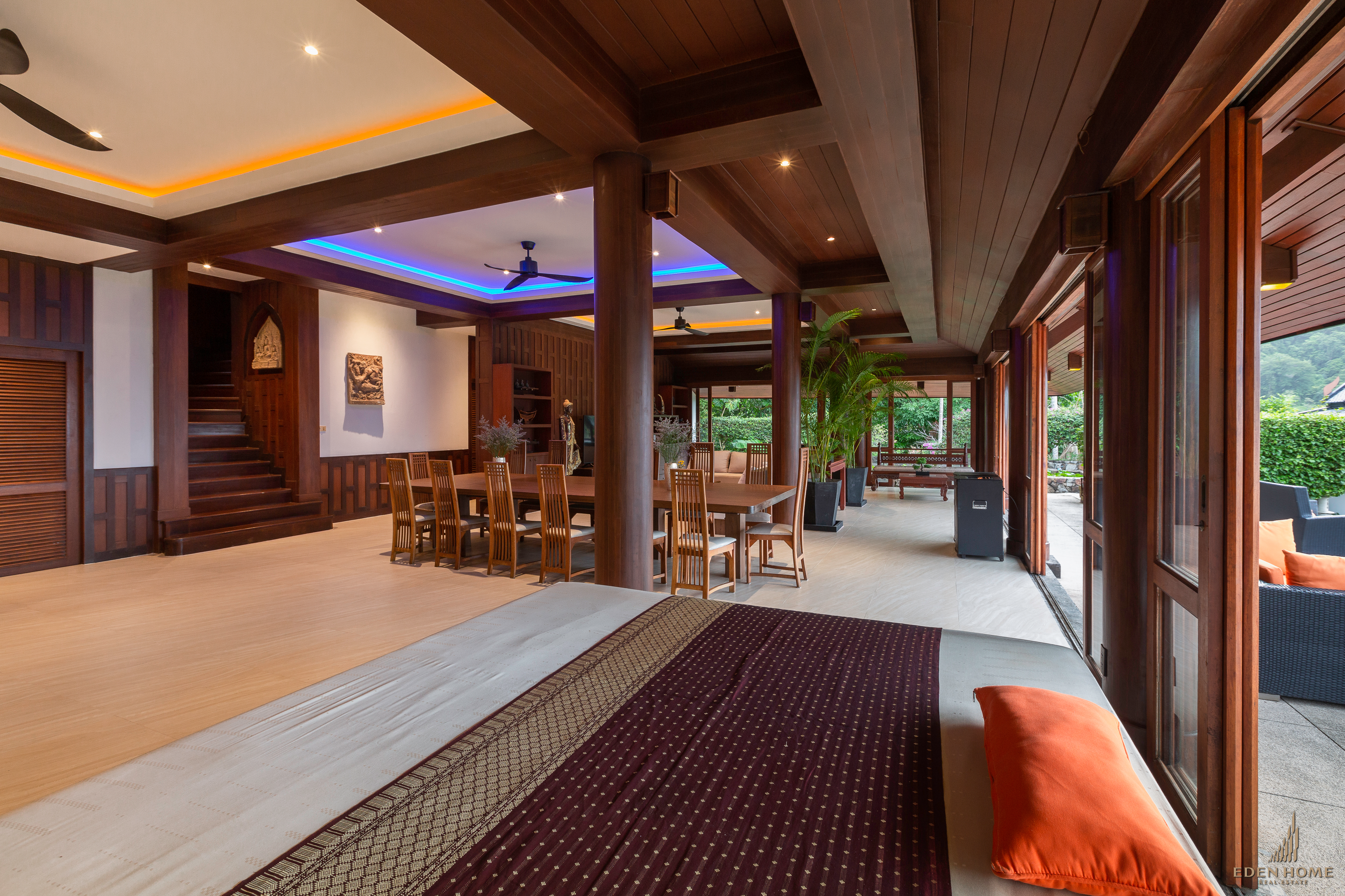 Sale!! Amazing Thai-Style Villa  