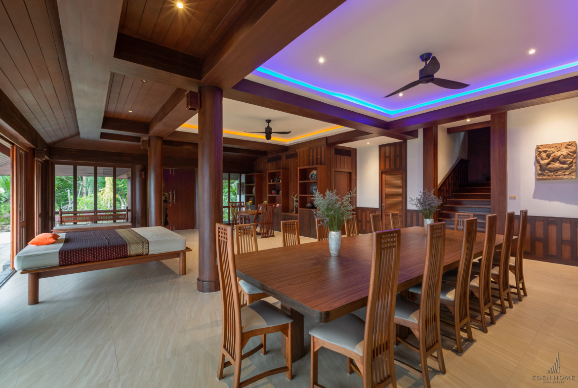 Sale!! Amazing Thai-Style Villa  