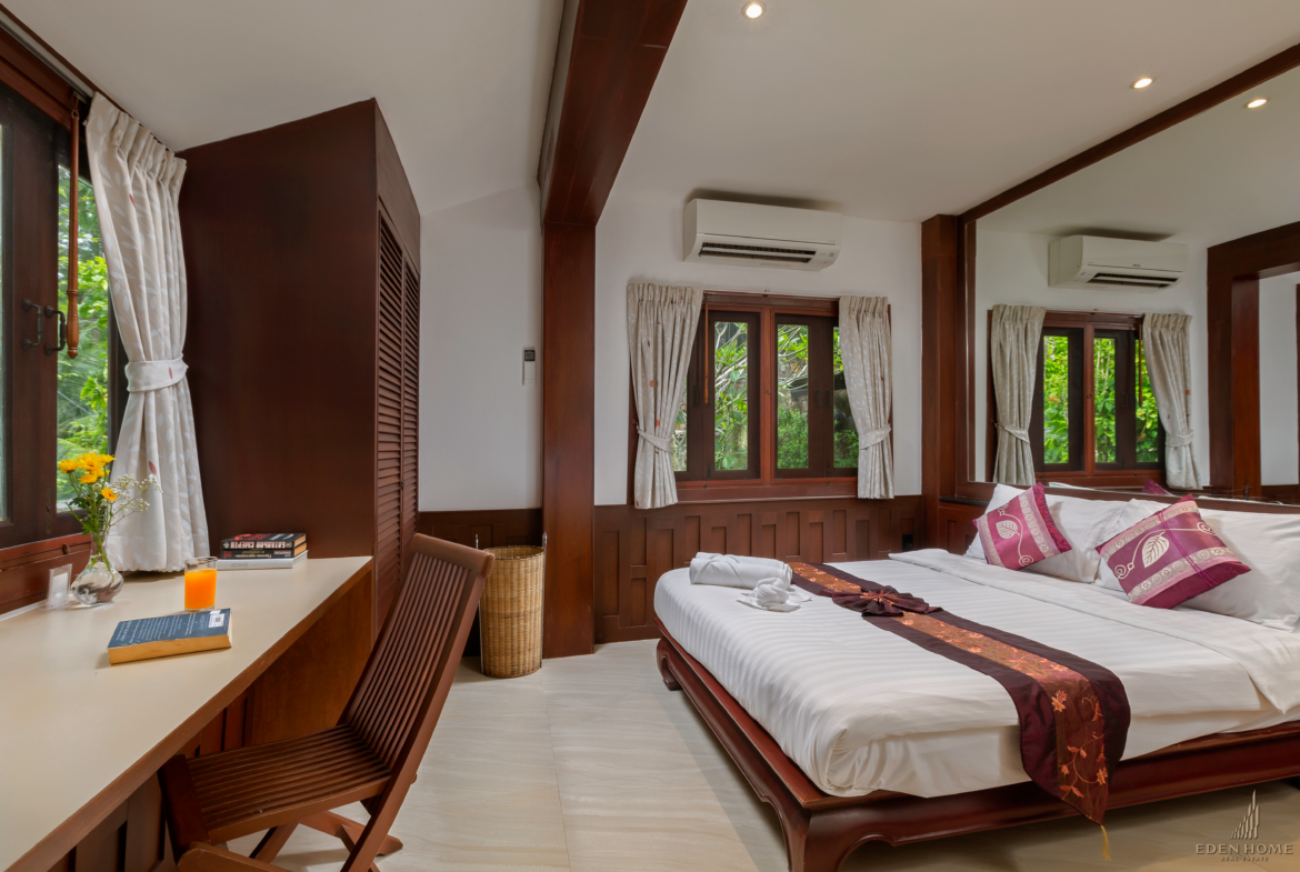 Sale!! Amazing Thai-Style Villa  