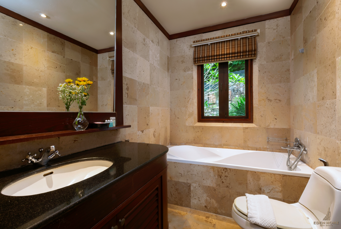 Sale!! Amazing Thai-Style Villa  