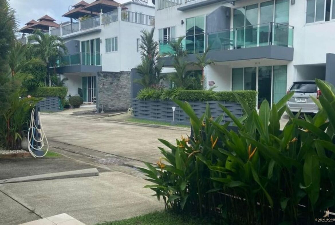 Beautiful townhouse for sale Kamala!!