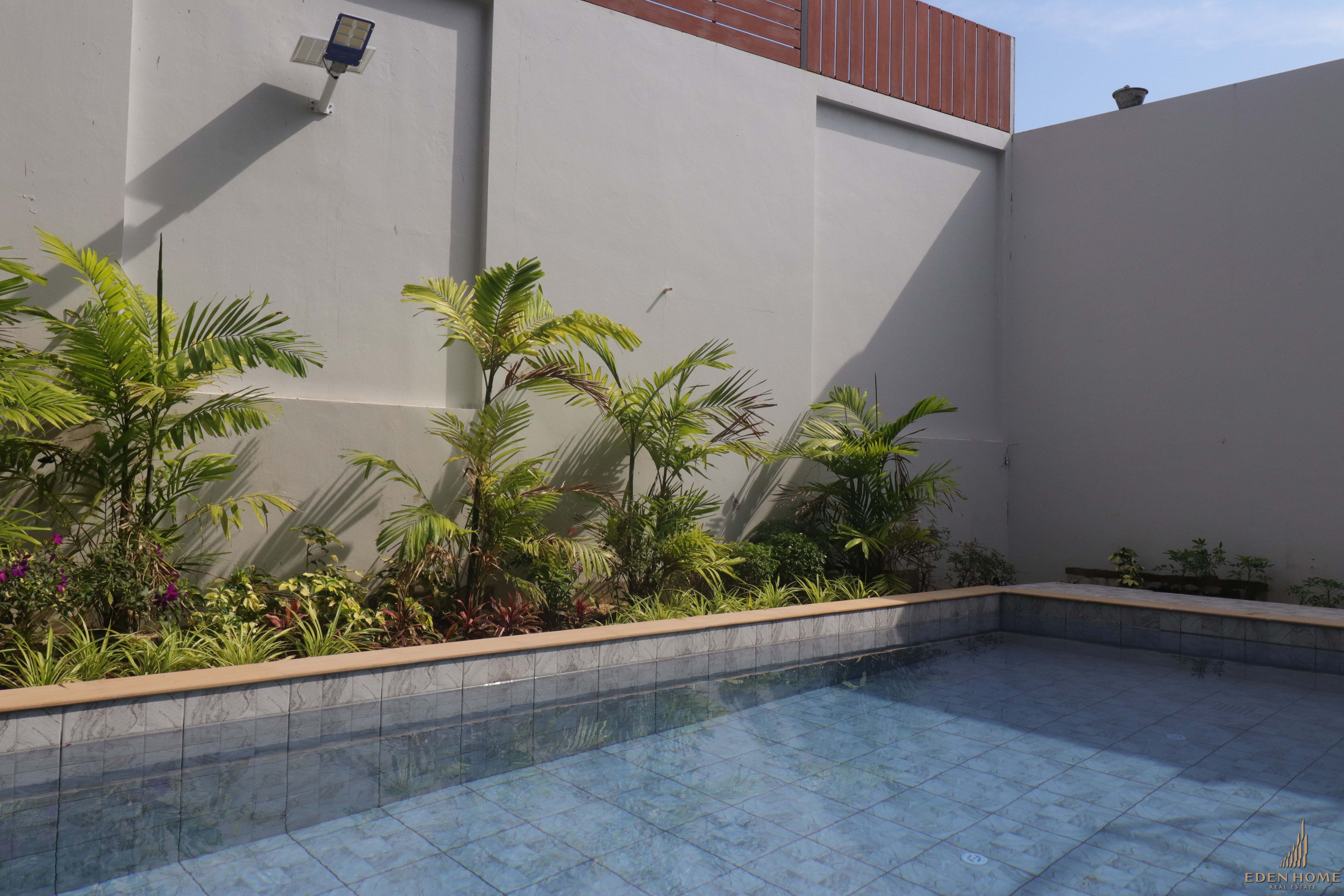Spacious pool villa for Rent and Sale in Rawai!!