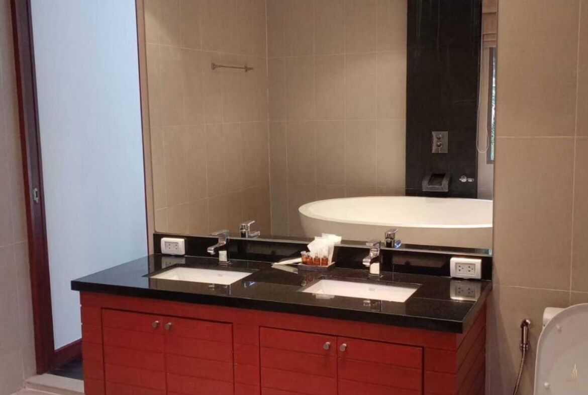 Cozy 2 Bedroom Villa in Bangtao for Rent!!
