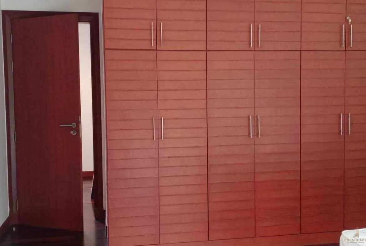 Cozy 2 Bedroom Villa in Bangtao for Rent!!