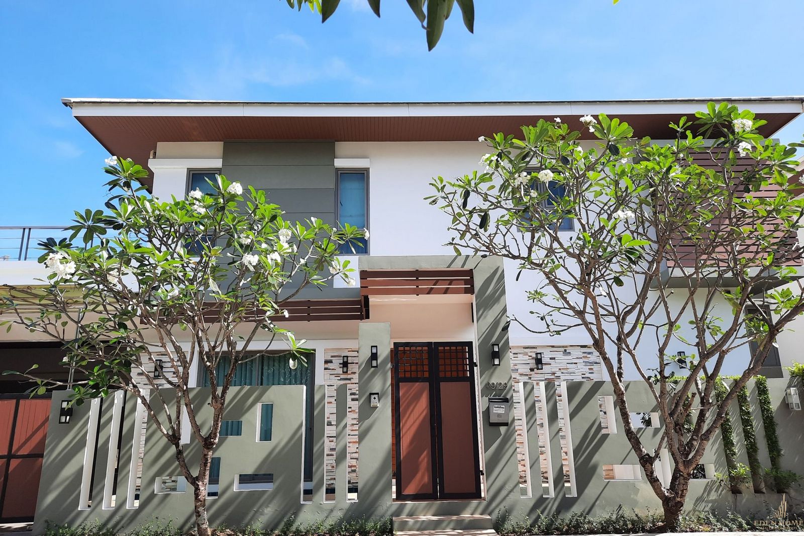 The Stunning villa for sale Chalong!!