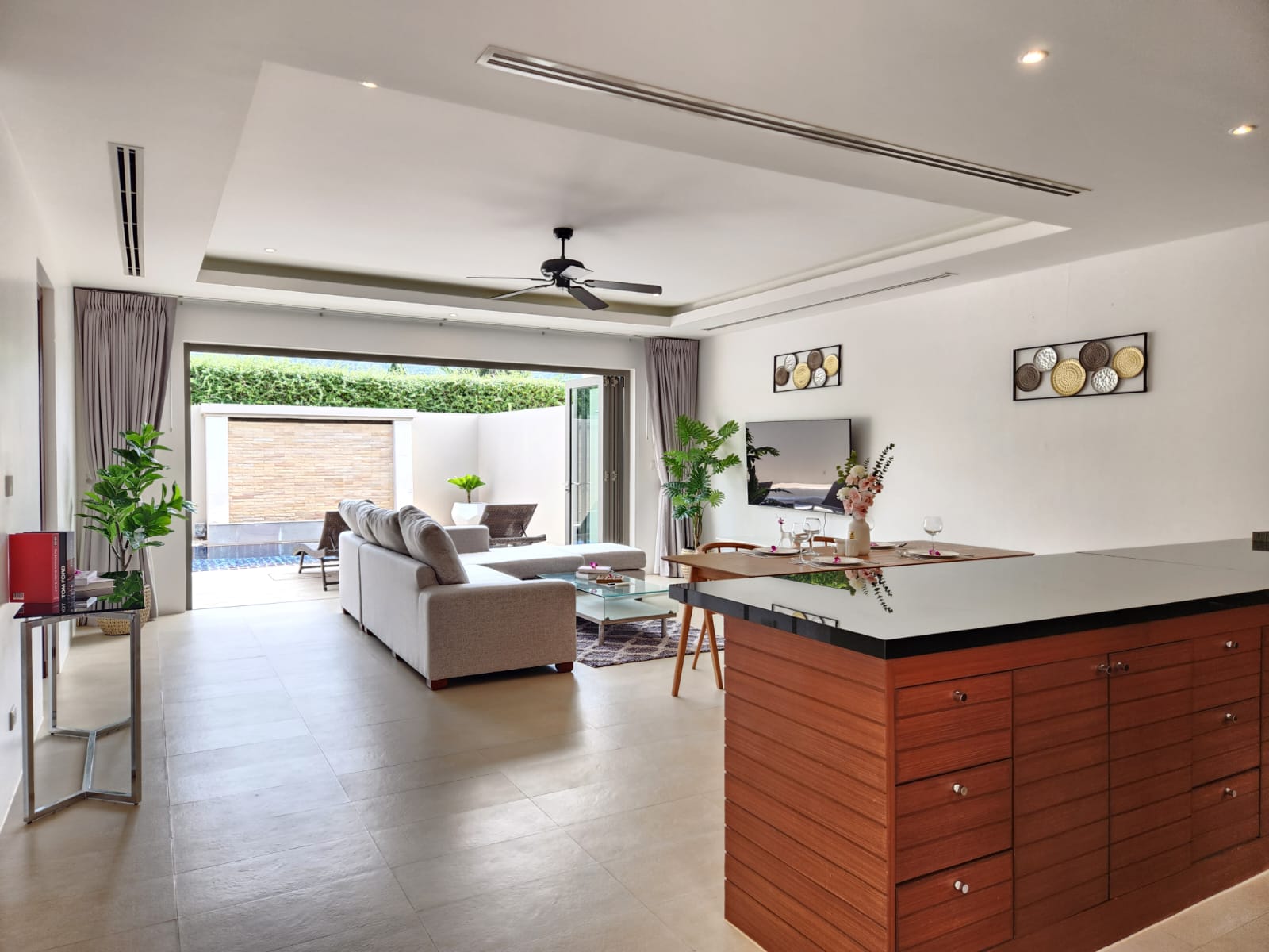 Beautiful Villa in Bangtao for Rent!!