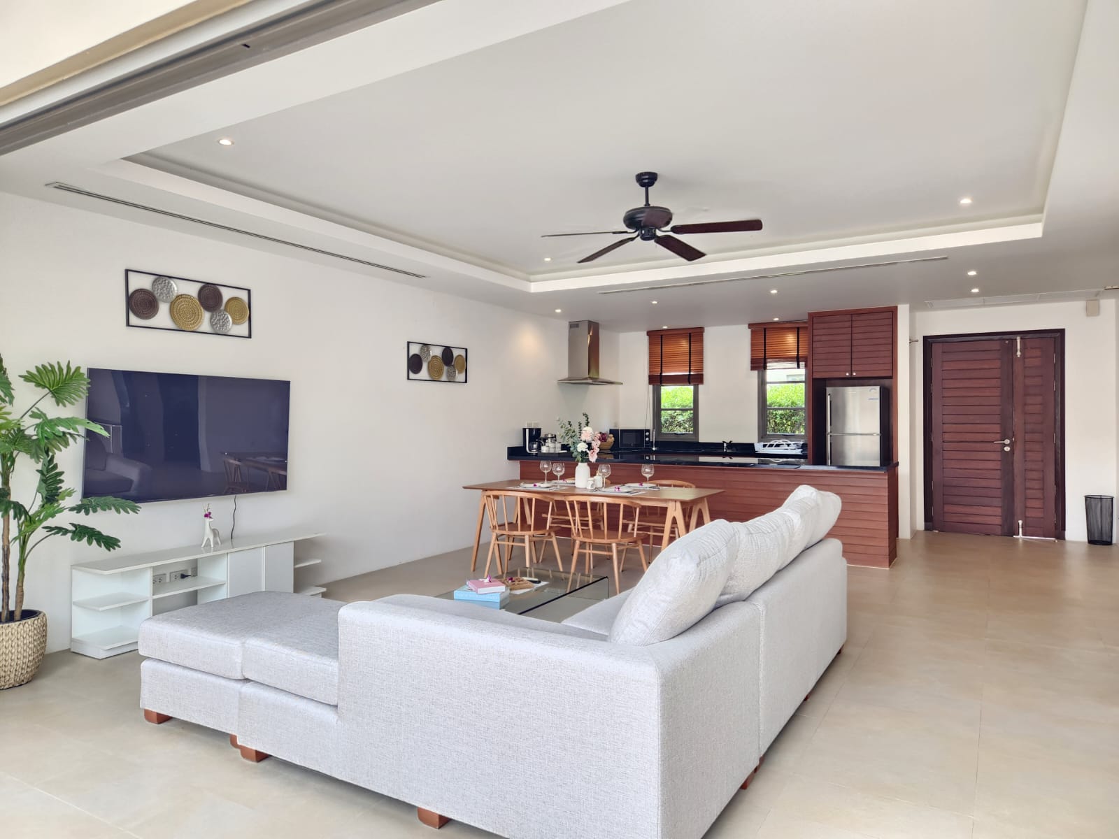 Beautiful Villa in Bangtao for Rent!!