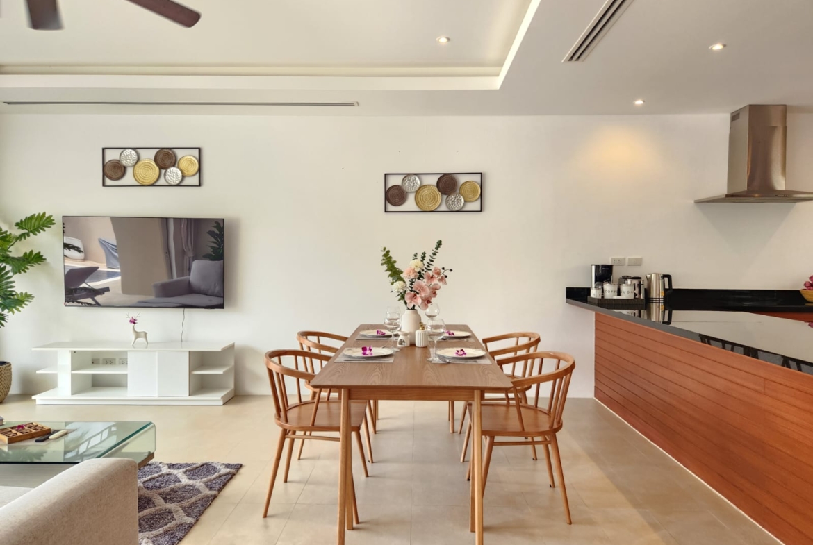 Beautiful Villa in Bangtao for Rent!!