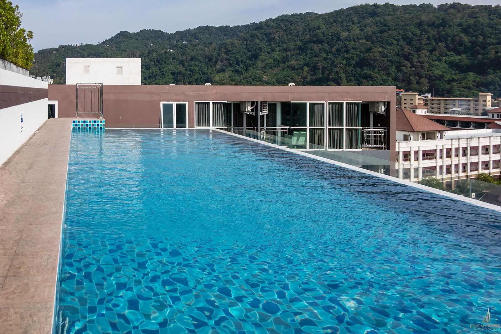 Pristine Condominium in Kata for sale!!