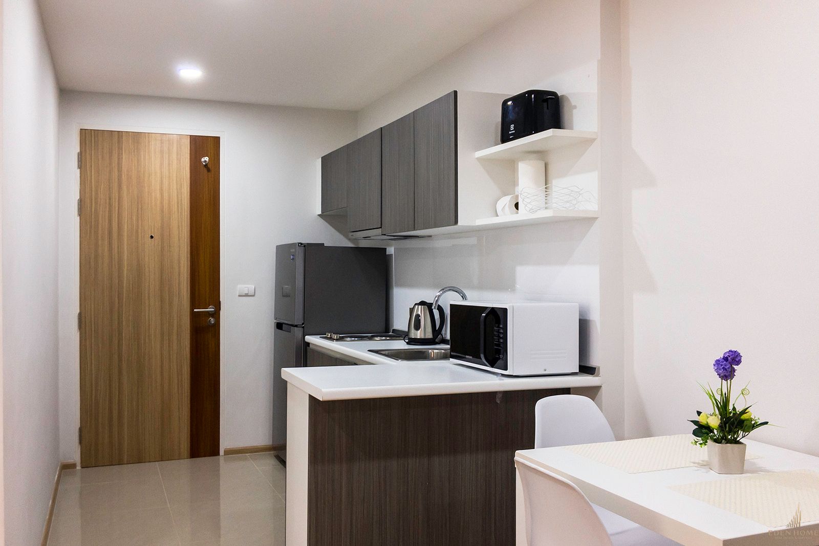 Pristine Condominium in Kata for sale!!