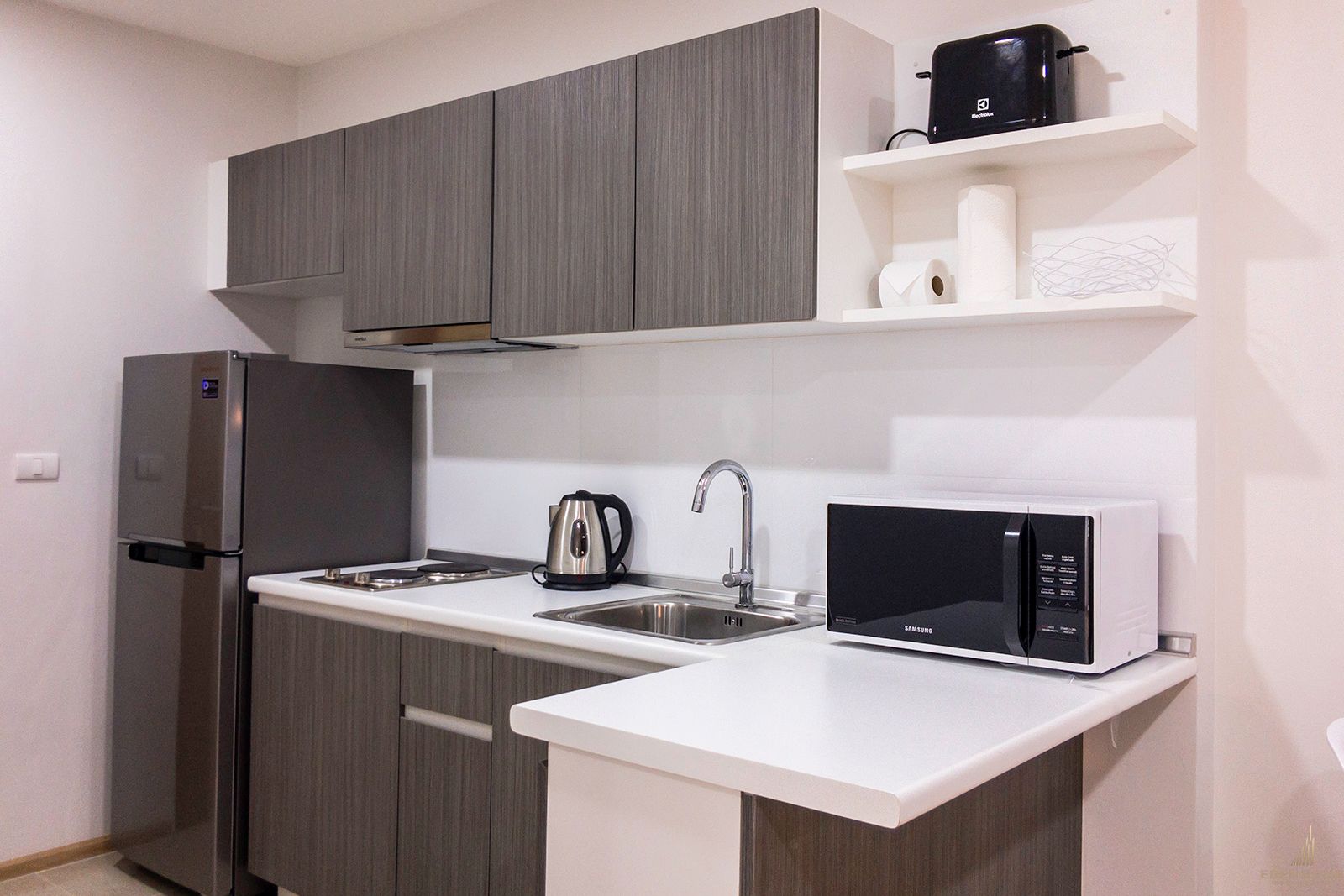Pristine Condominium in Kata for sale!!