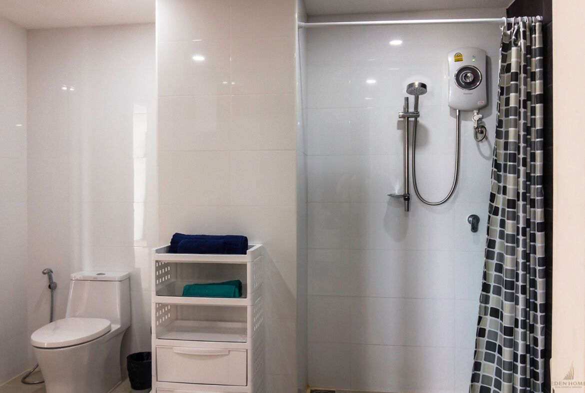Pristine Condominium in Kata for sale!!