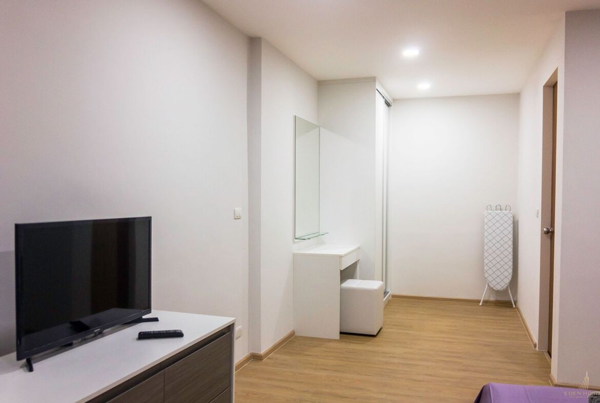 Pristine Condominium in Kata for sale!!