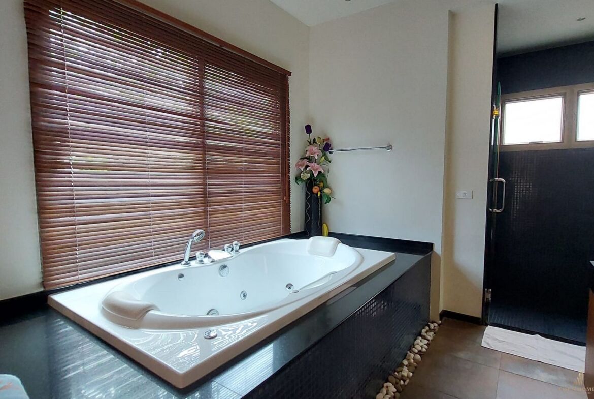 Beautiful Villa in Rawai for rent!!