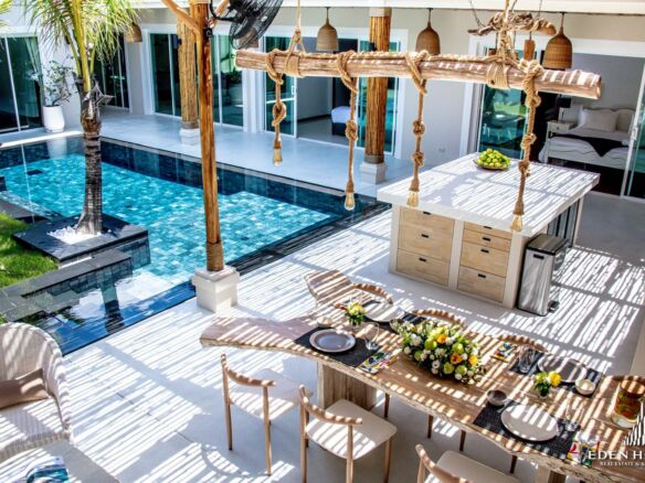 Striking Pool Villa in Rawai For Sale !!!
