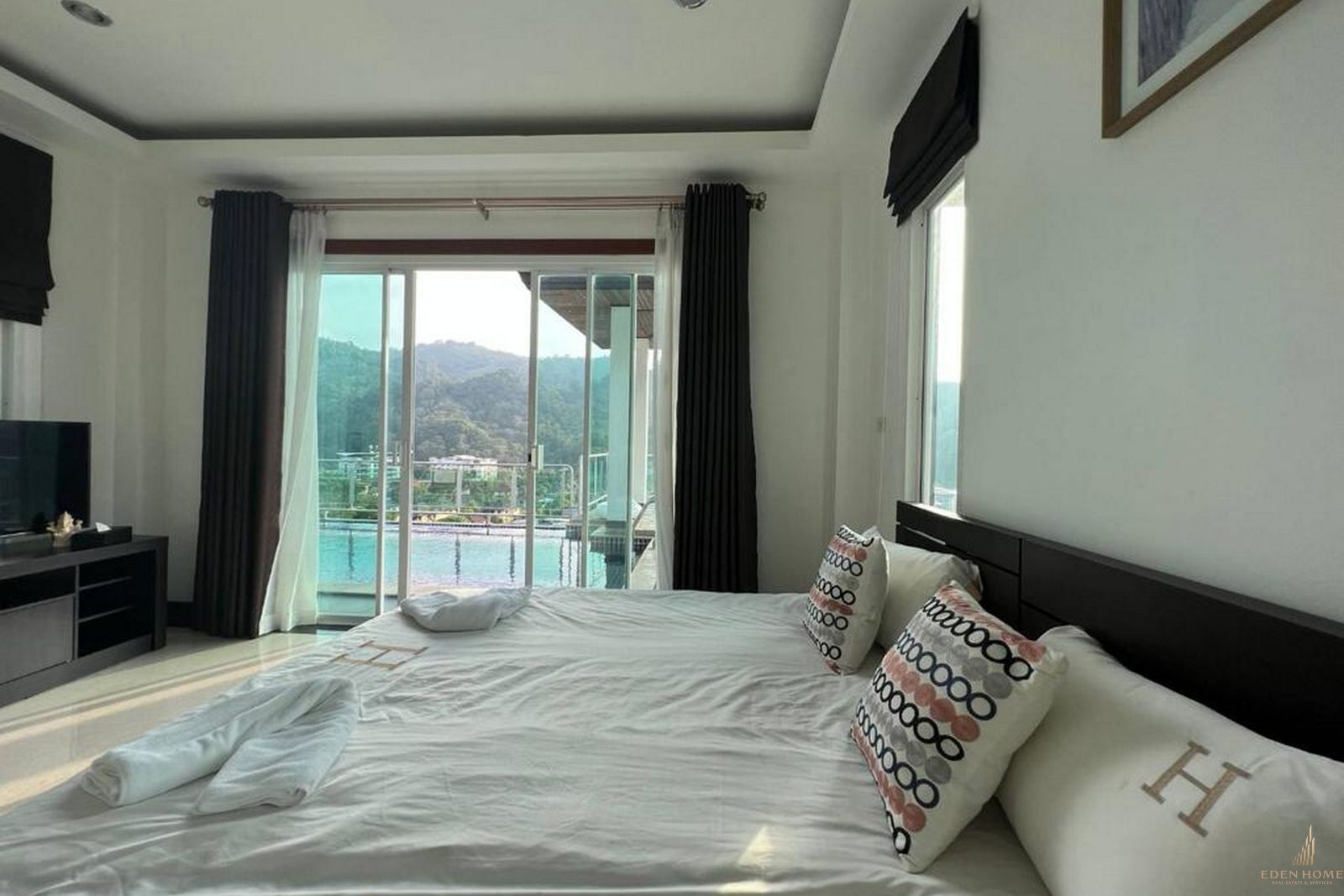 Sanctuary Villa in Kamala for Sale or Rent!!