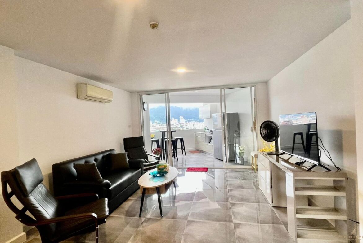 Sea View Condominium in Patong for Rent!!