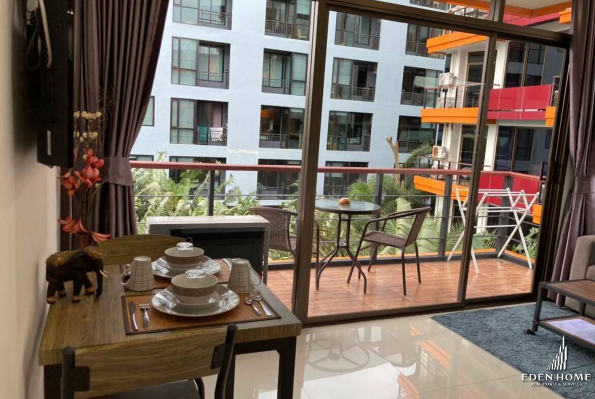 Pristine Condominium in Naiharn for sale!!