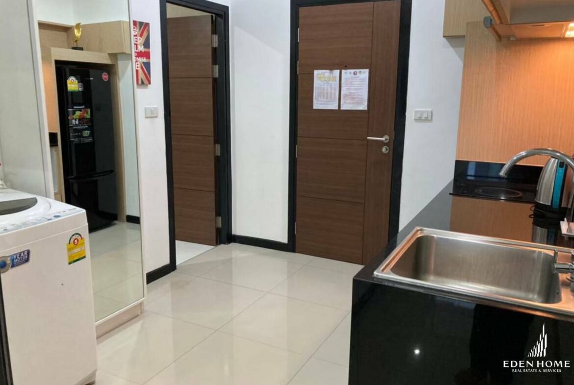 Pristine Condominium in Naiharn for sale!!