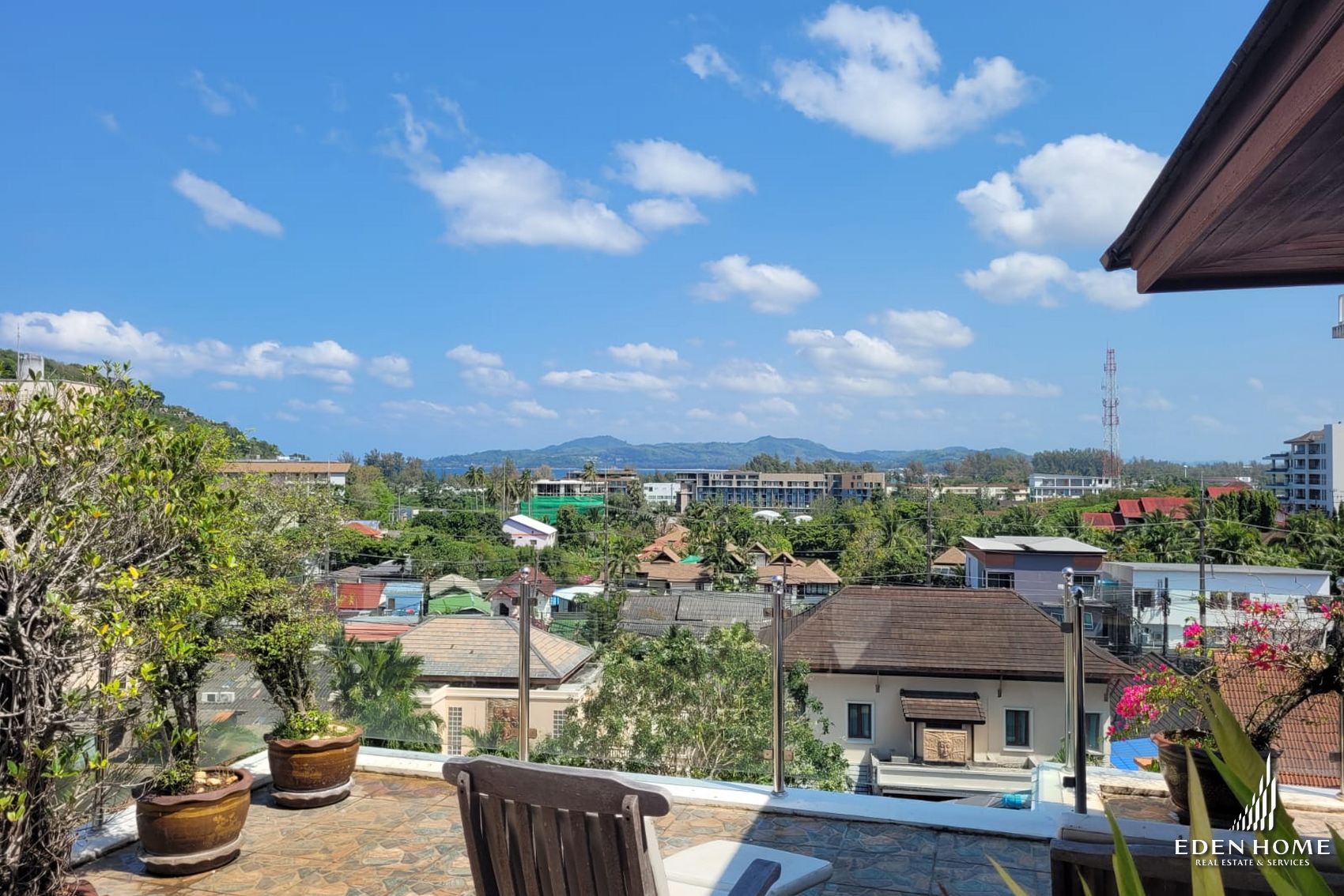 penthouse surin The Penthouse in Surin for Sale !!! A Tropical Lifestyle in the Heart of Surin Beach