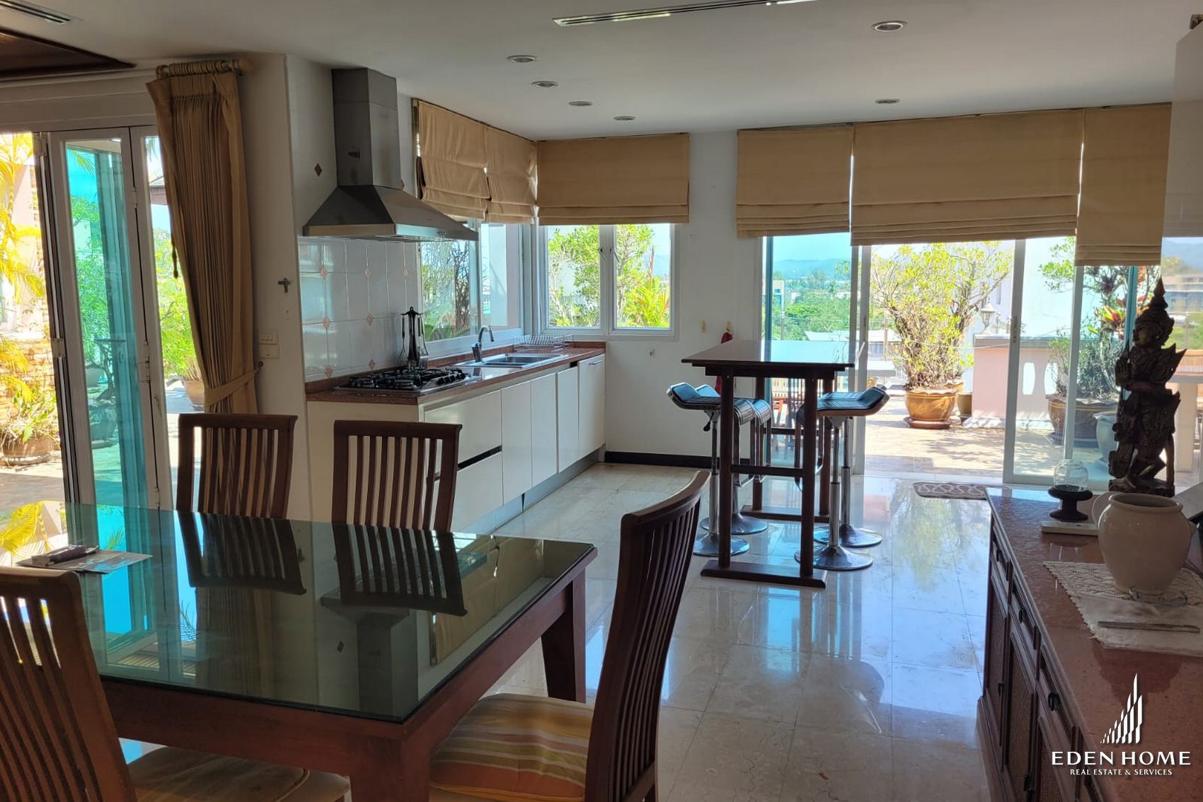 penthouse surin_6 The Penthouse in Surin for Sale !!! A Tropical Lifestyle in the Heart of Surin Beach