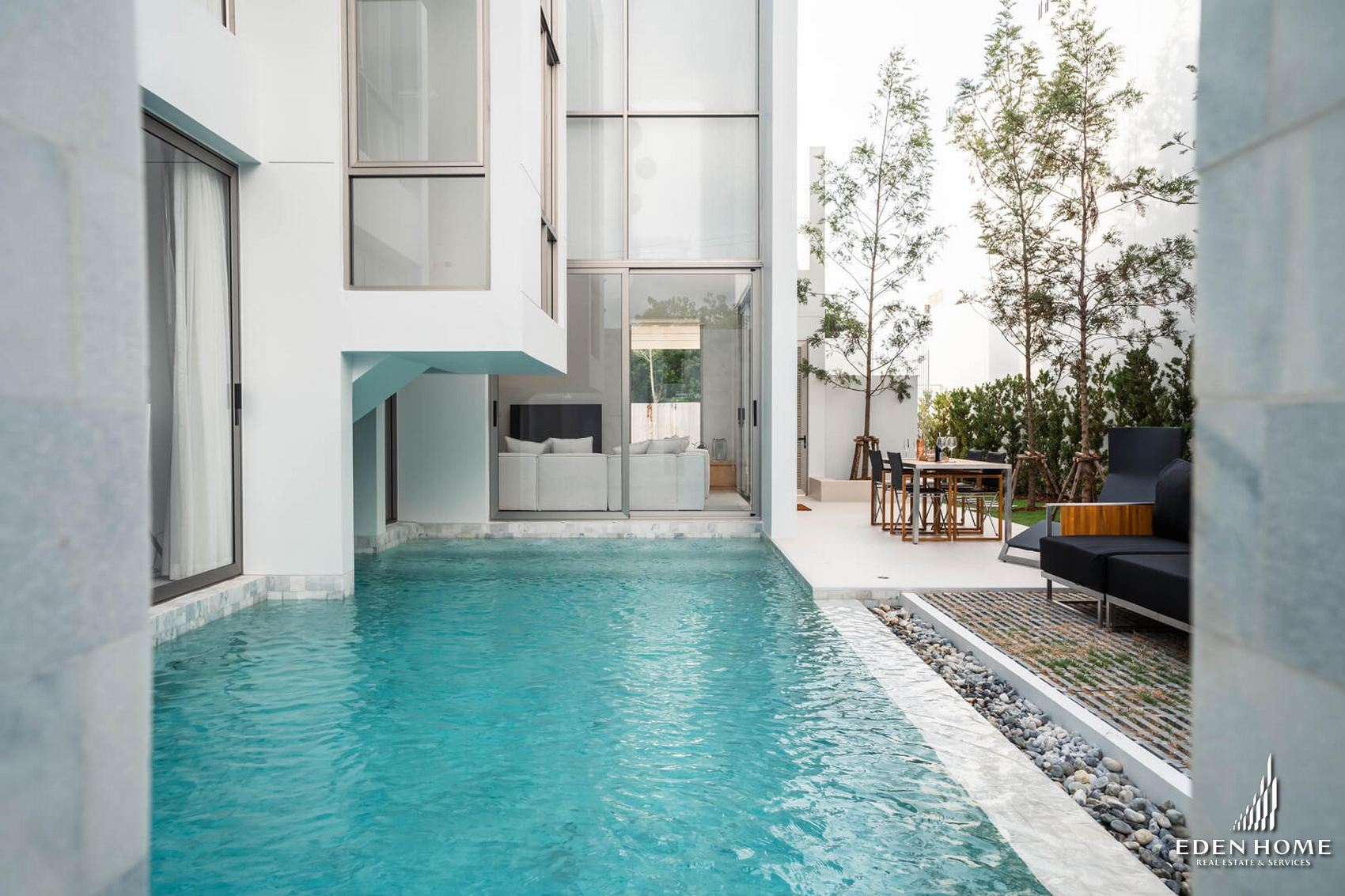 Contemporary villa Available in Bangjo