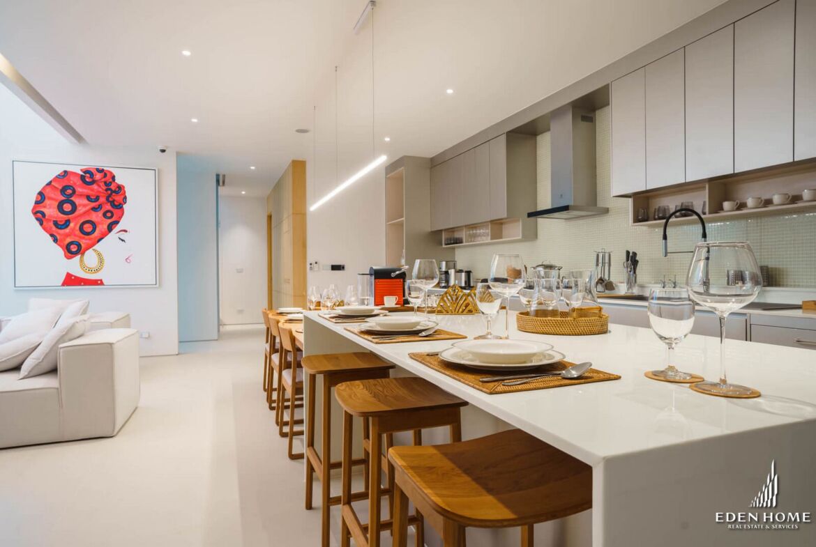 Contemporary villa Available in Bangjo