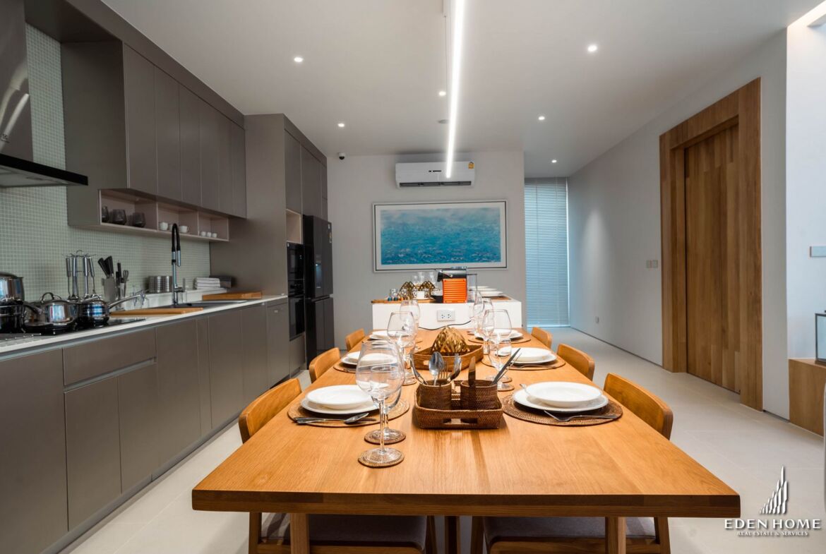 Contemporary villa Available in Bangjo