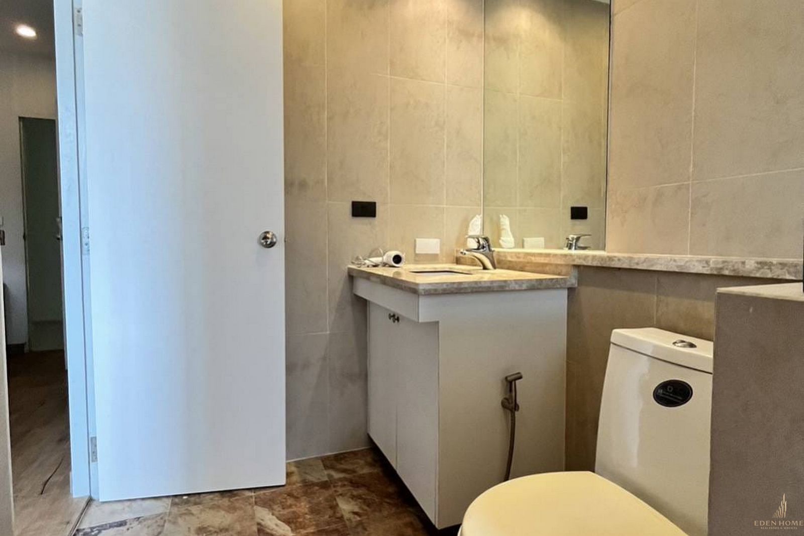 Beautiful 1 Bedroom Condominium for rent in Chalong!!