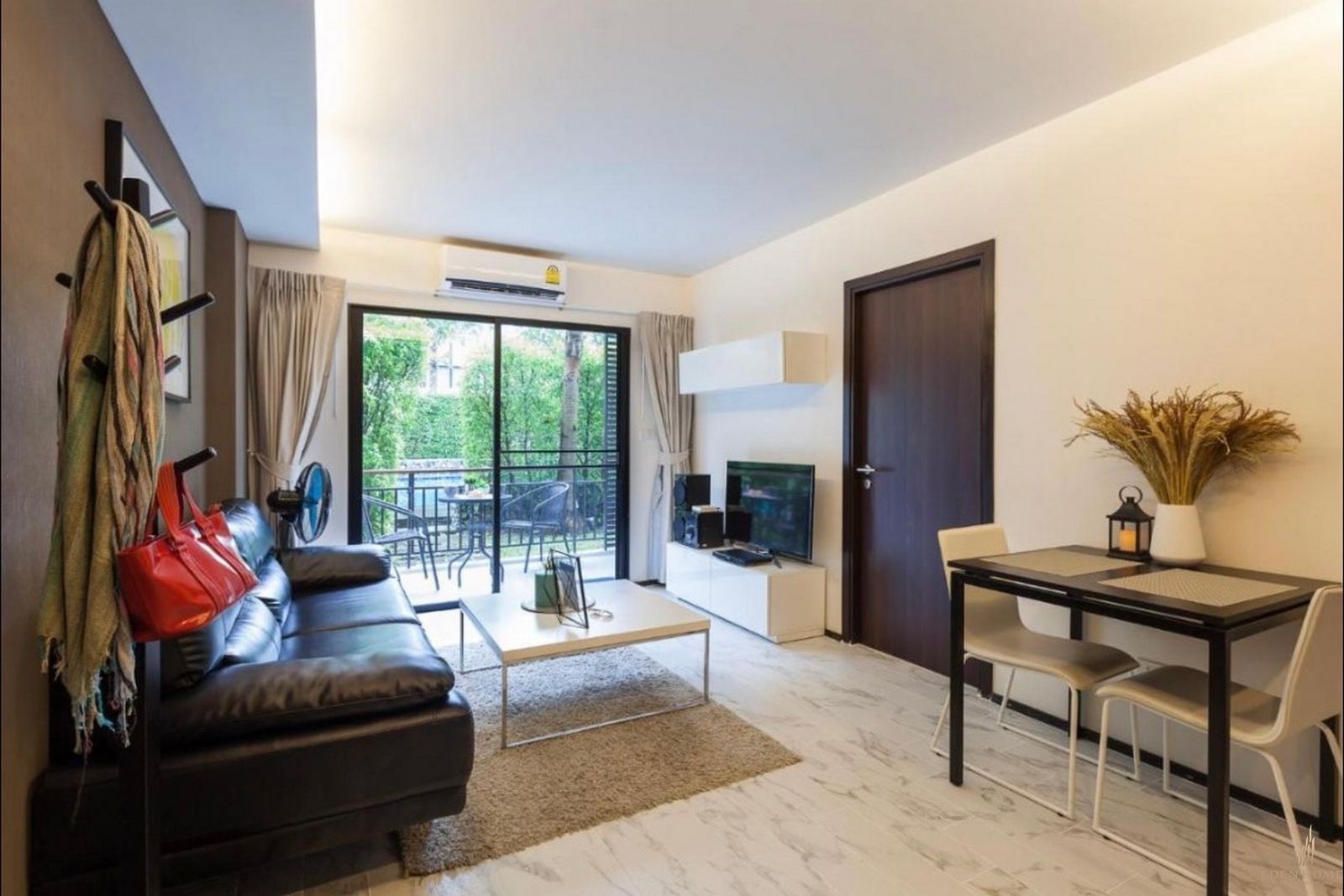 Beautiful Beachfront Condominium for rent!!