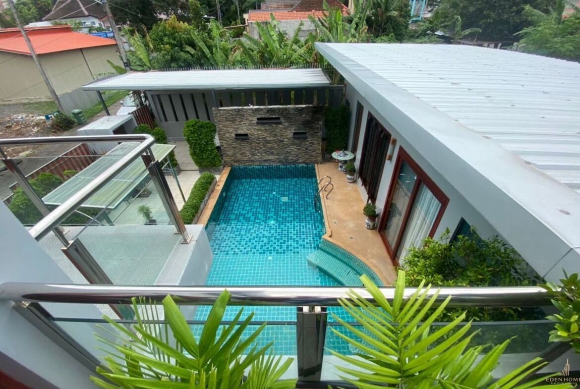 Luxury 2-Storey House Available in Phuket Town