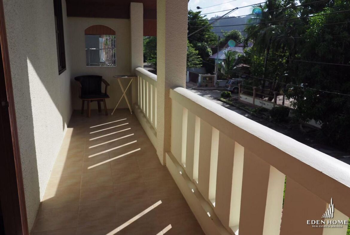 Large cozy house for Sale in Kathu !! 