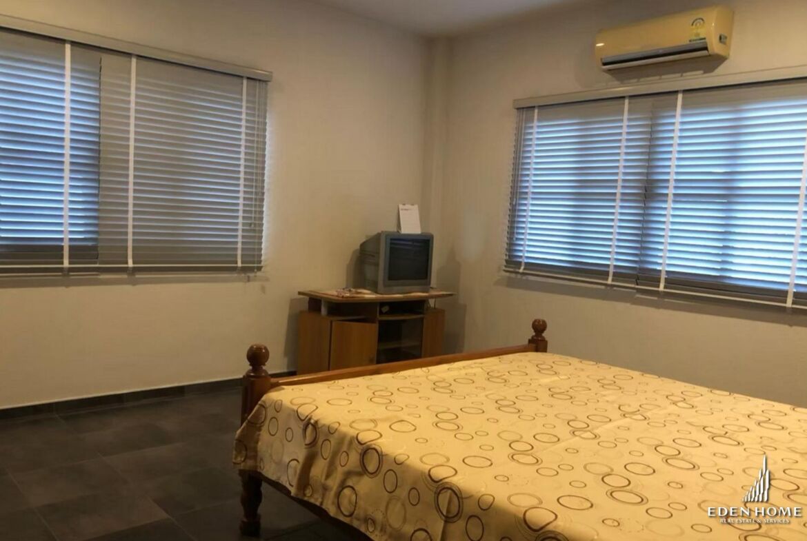 Large cozy house for Sale in Kathu !! 