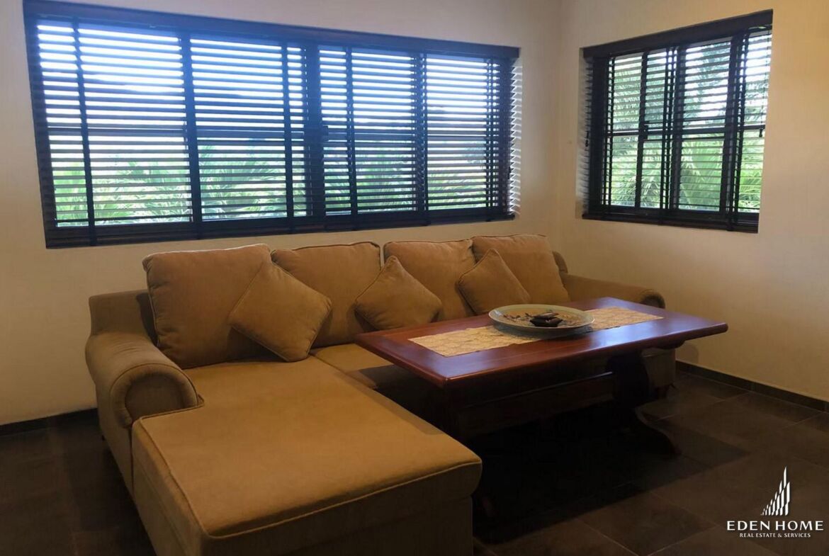Large cozy house for Sale in Kathu !! 