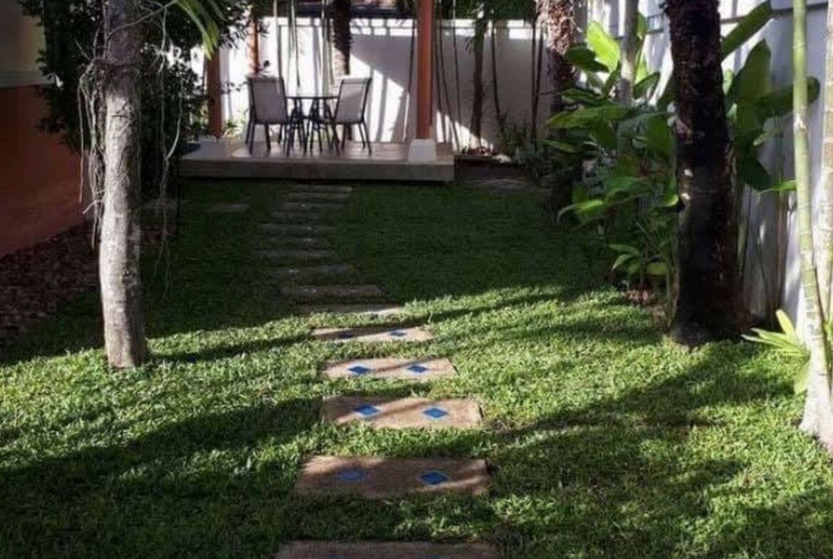 COZY POOL VILLA AT RAWAI !