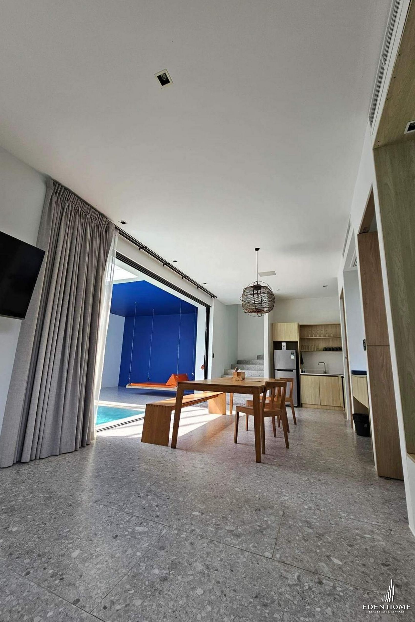 Magnificent Villa in Maikkhao for rent and sale!!!