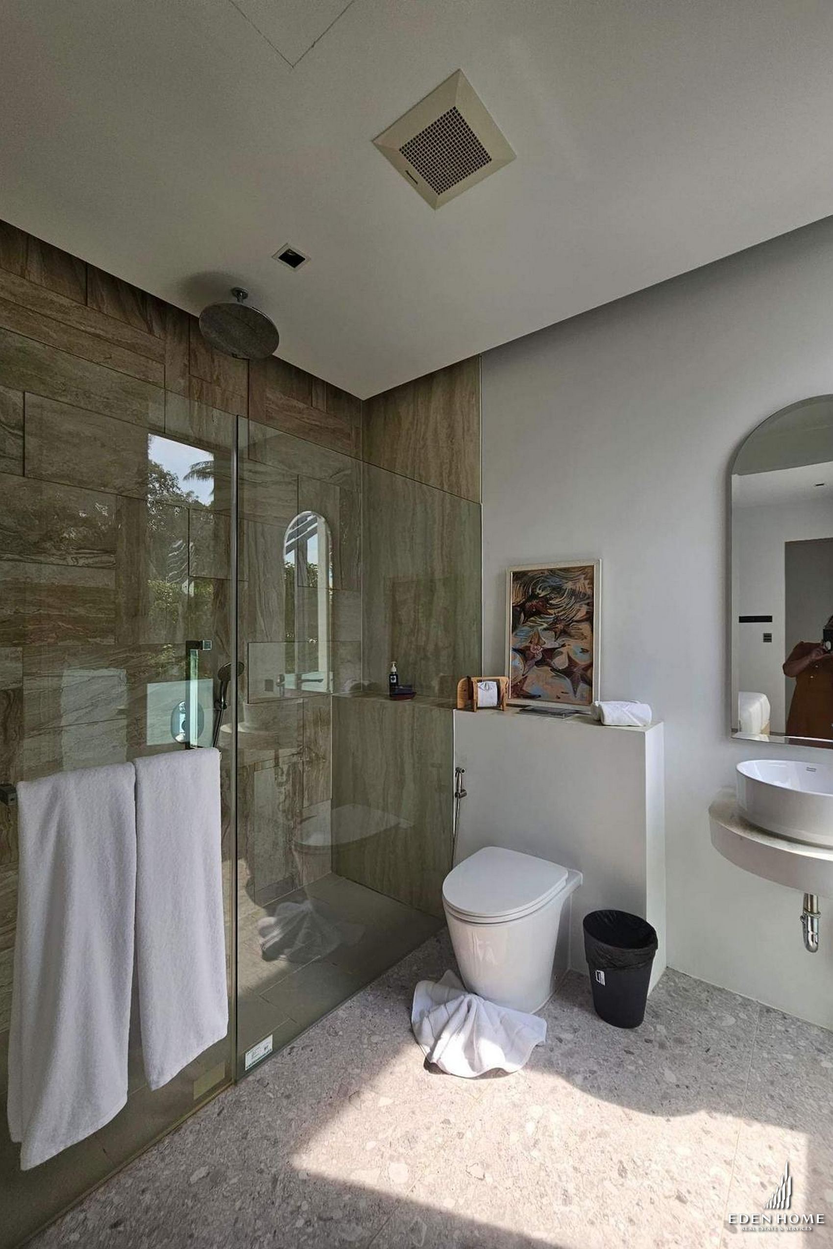 Magnificent Villa in Maikkhao for rent and sale!!!