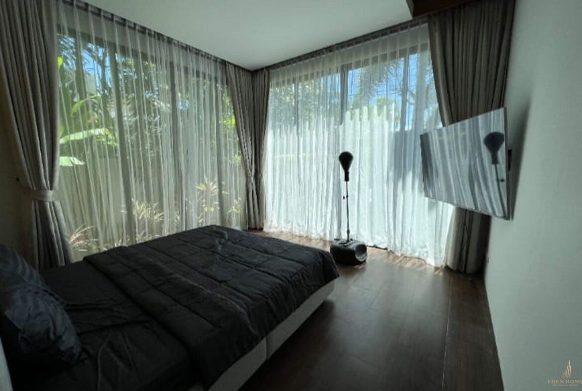 Beautiful Pool Villa in Nai Harn