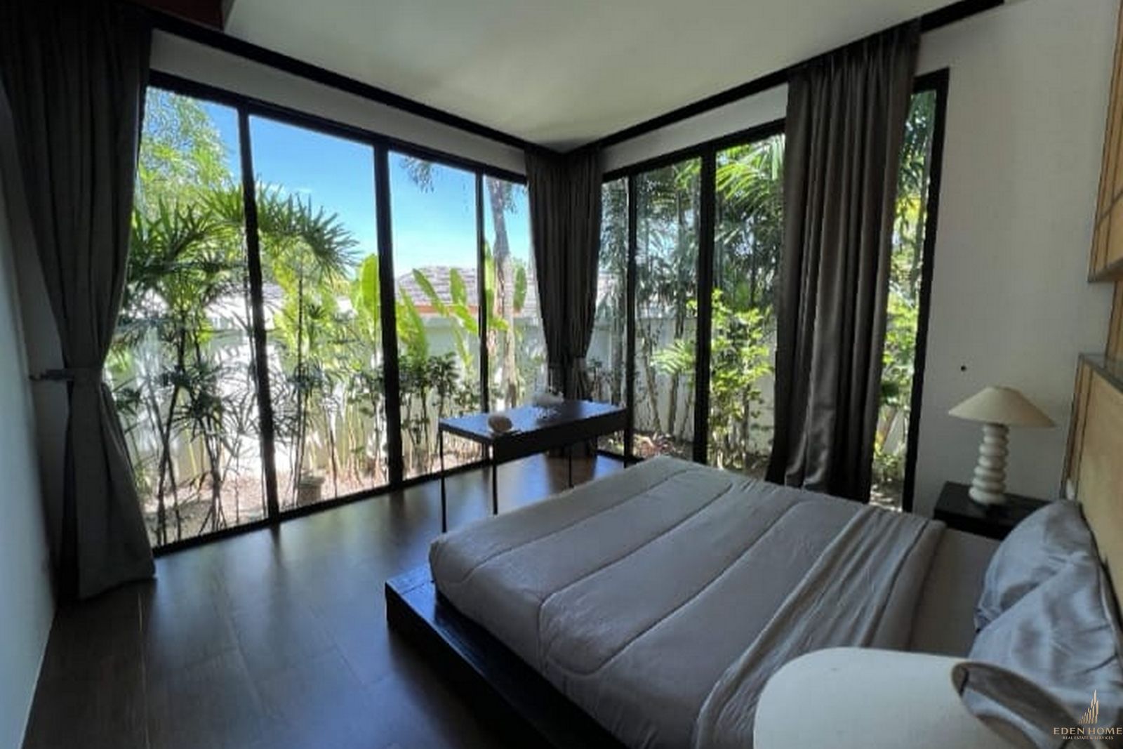 Beautiful Pool Villa in Nai Harn