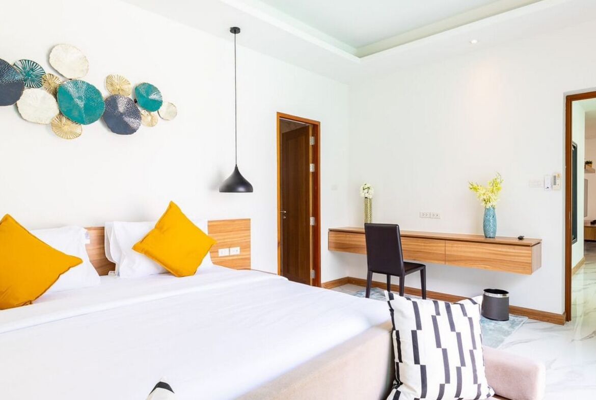 Pristine villa for Sale in Pasak