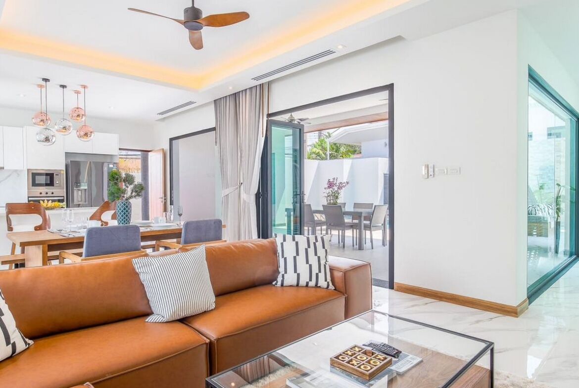 Pristine villa for Sale in Pasak