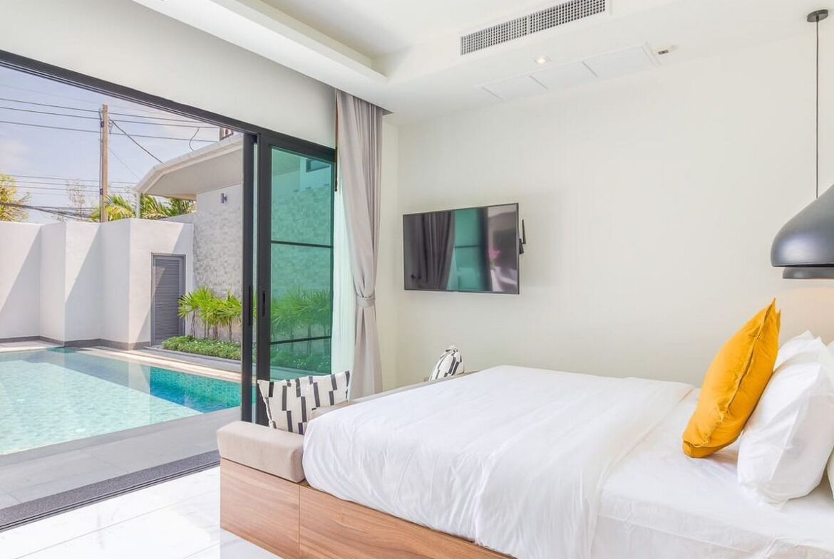 Pristine villa for Sale in Pasak