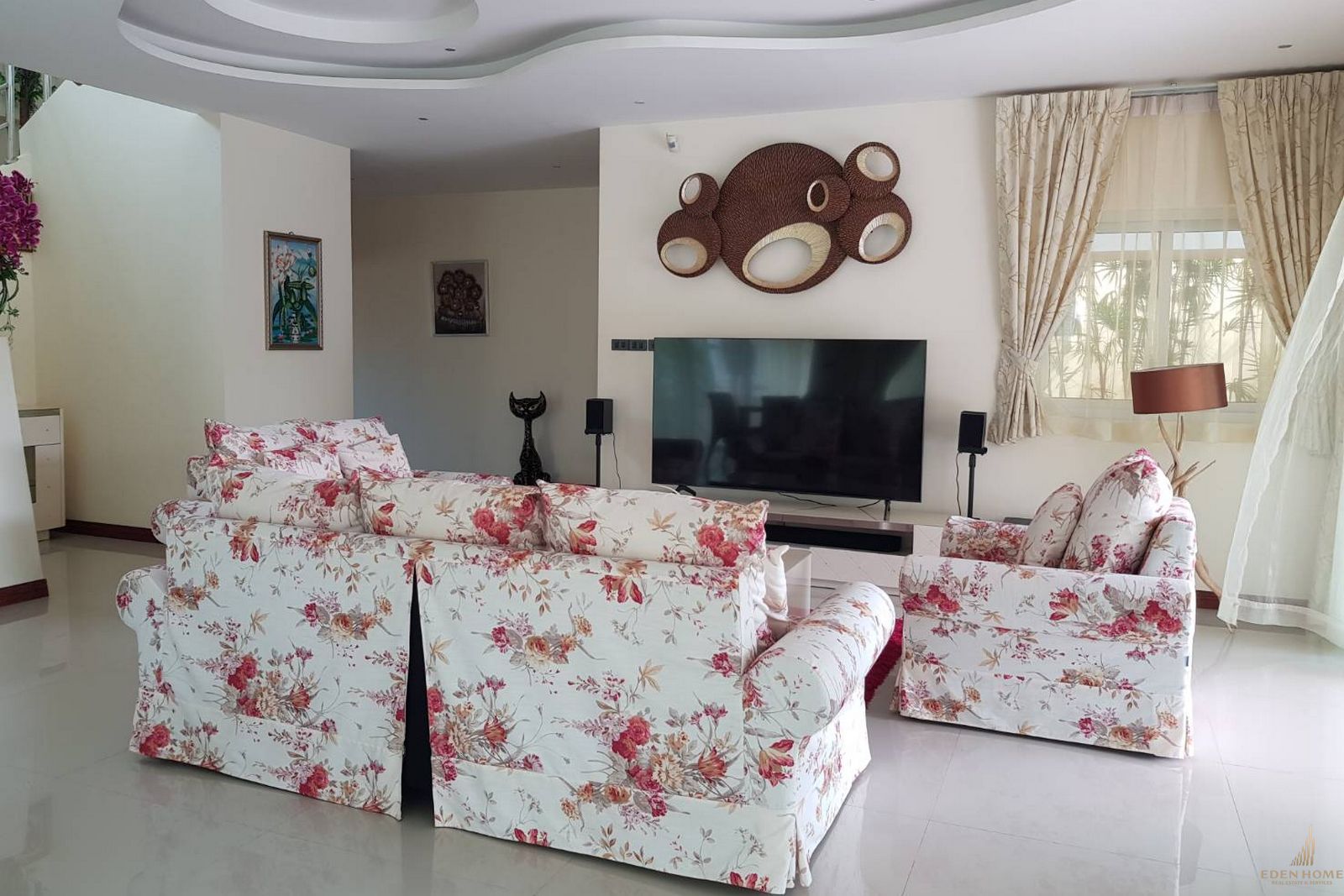 Grand Pool Villa available for rent in Rawai