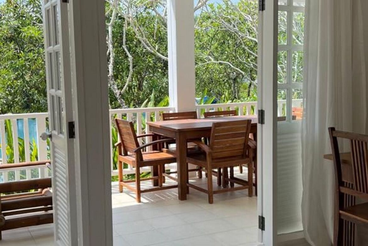 Cozy and Spacious Apartment in Layan Beach