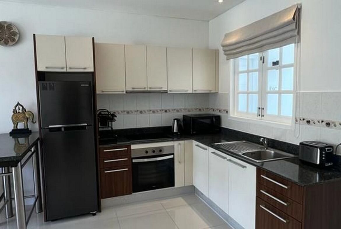 Cozy and Spacious Apartment in Layan Beach