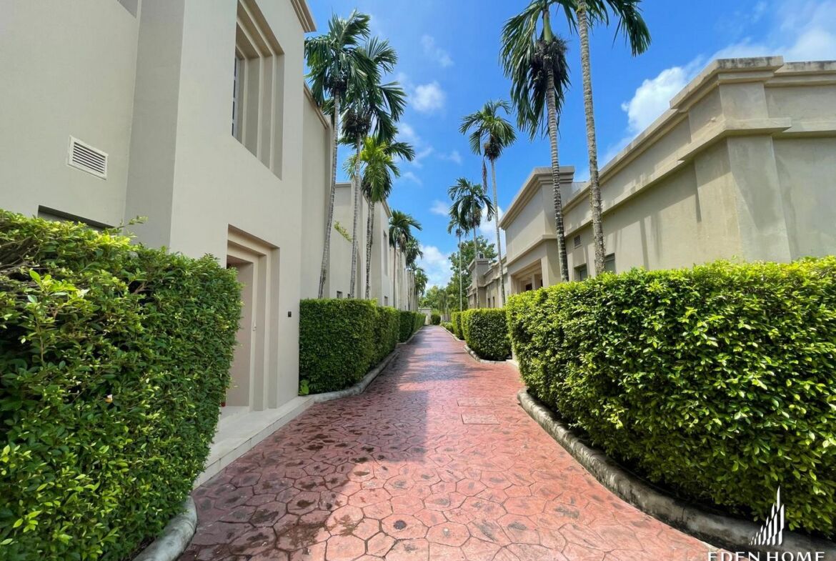 Modern 1 Bed pool villa in Bangtao